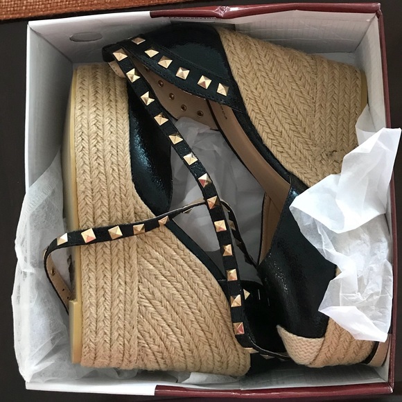 Style Shoes Espadrille Wedge Sandal - Picture 3 of 4